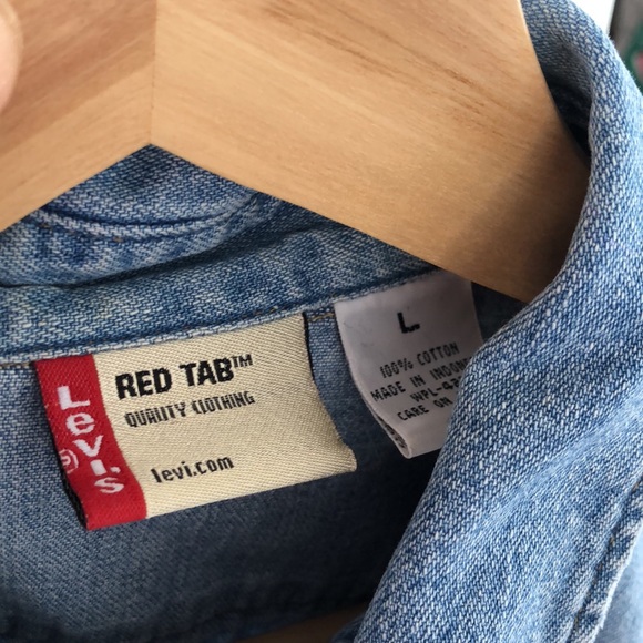 •Levi’s Red Tab Denim Jean Cowboy Western Shirt Button Down - Picture 9 of 9
